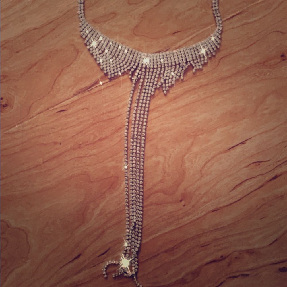 Silver Rhinestones Drop Necklace ✨💕